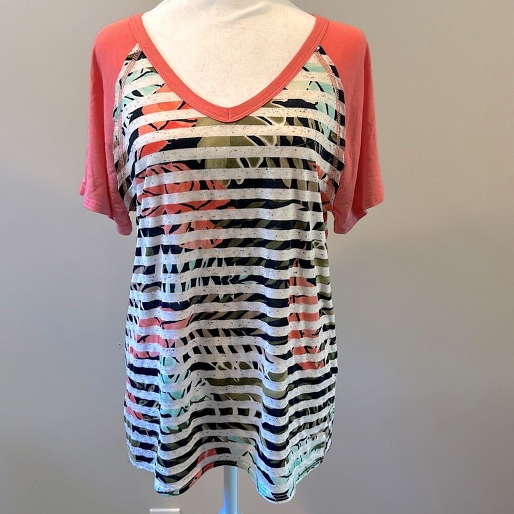 HoneyMe Medium Tropical Striped Print Short Sleeve Top‎